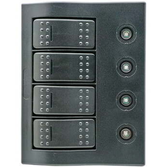 1852 Elpanel med 3 kontakter, automatsäkringar och LED